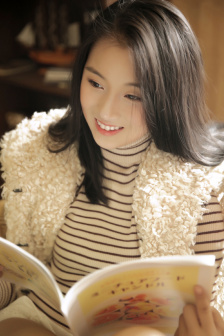 婉莹满足了十几个农民工